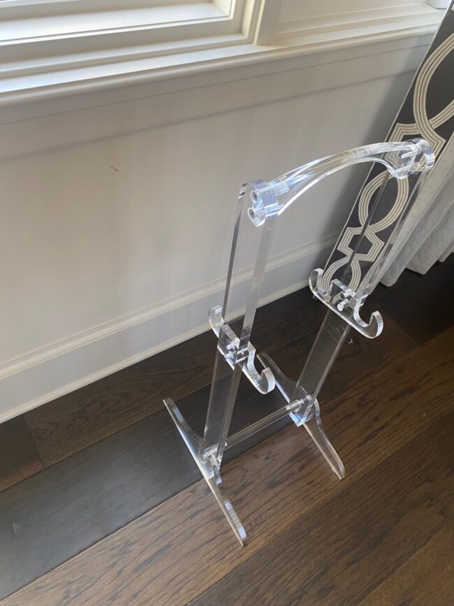 Acrylic TVTraytablestand2B