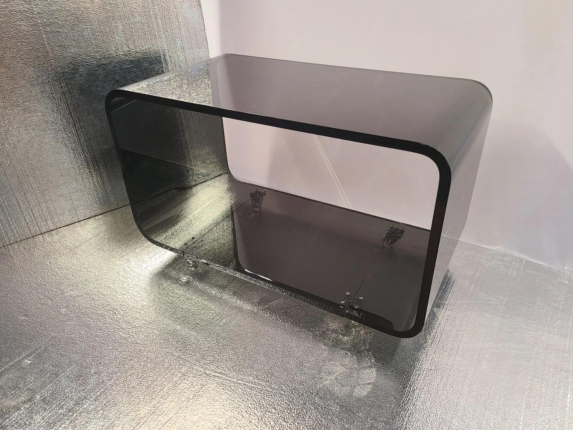 Acrylic TV Table Stand 32" x 16" x 20" tall - Image 4